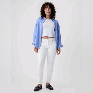GAP Mid Rise True Skinny Stretch Jeans White Size 33/16 NWT RT$80 Full Length